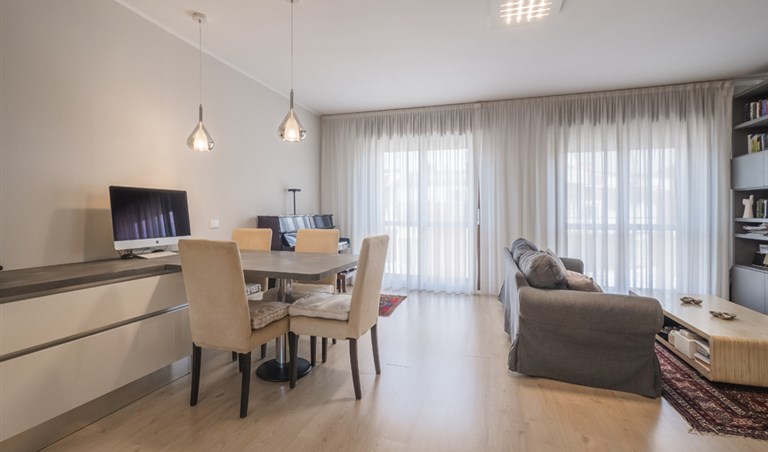Trilocale in vendita in Via Boncompagni Carlo 8, Milano